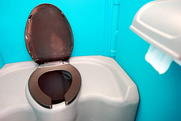 Best Porta potty rental near me  in Redwood Falls, MN